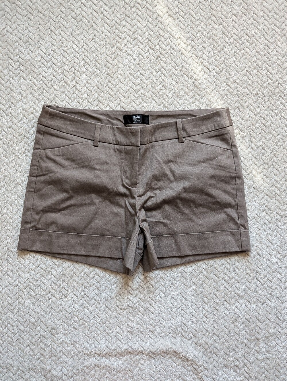 Vintage Mossimo Khaki Style Shorts
